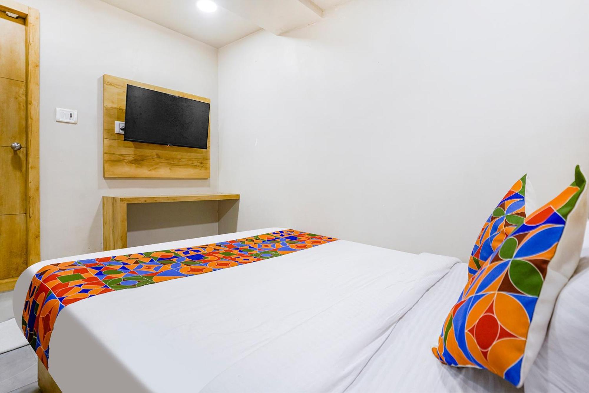 Fabexpress Baghdad Palace Hotell Mumbai Eksteriør bilde