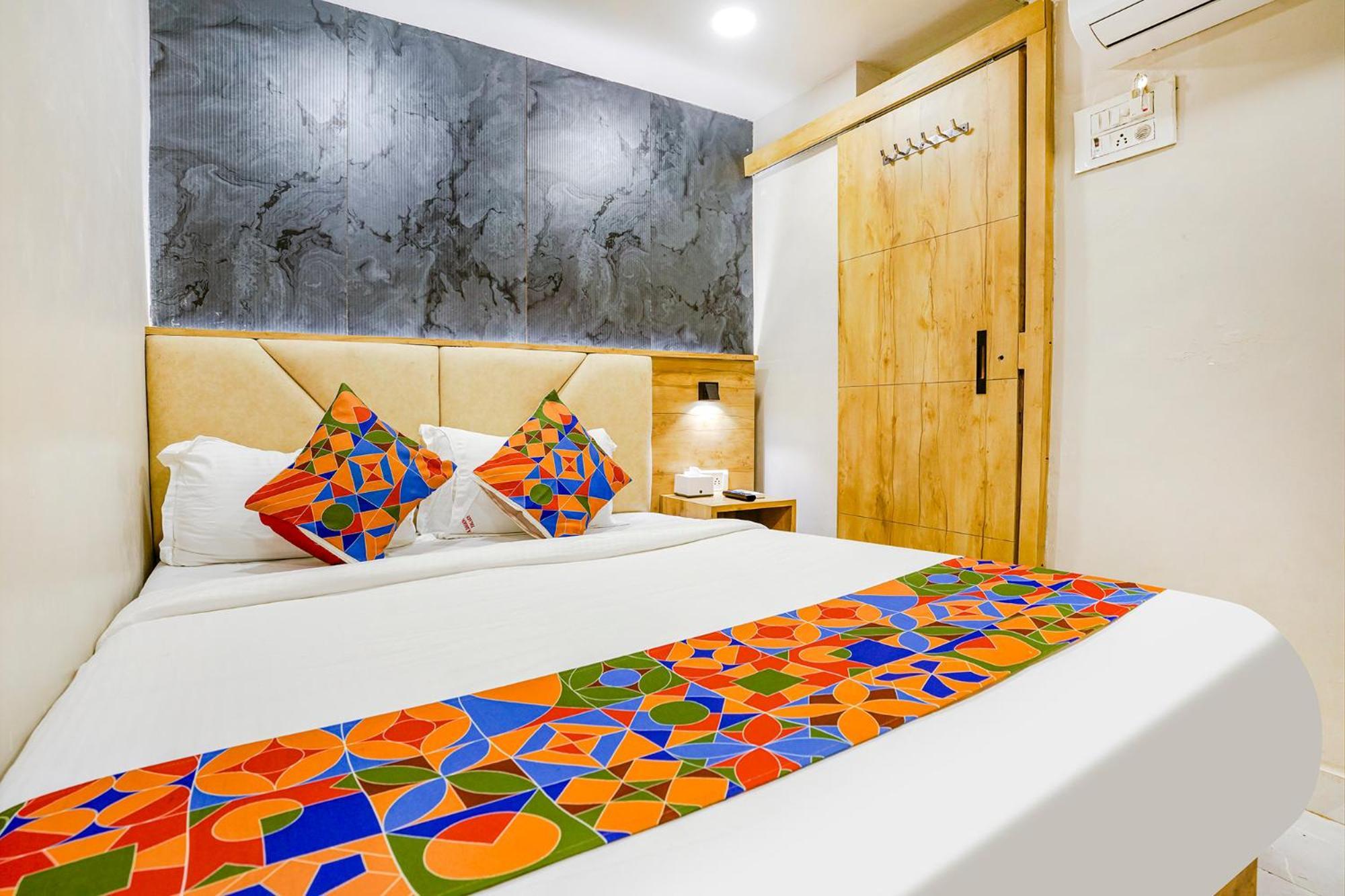 Fabexpress Baghdad Palace Hotell Mumbai Eksteriør bilde
